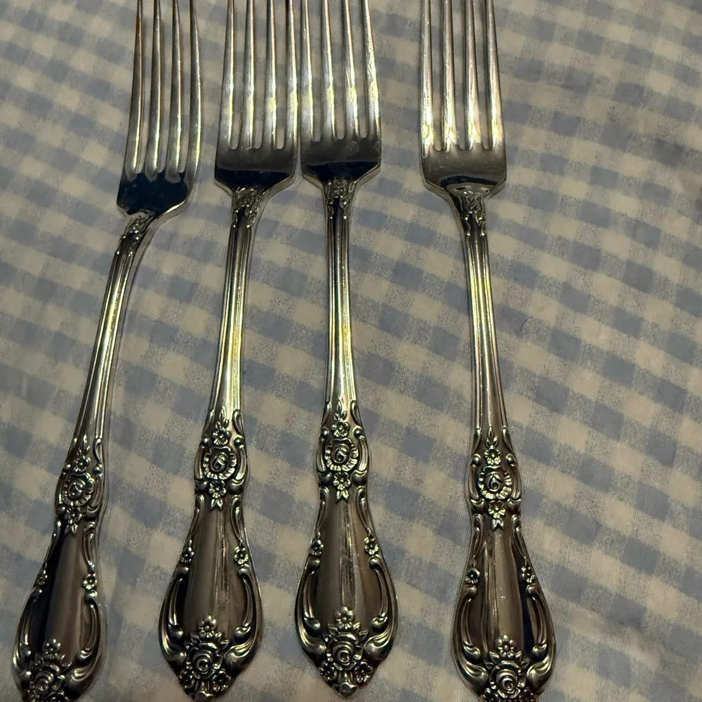 Ornate Silver-Plated Flatware Set - Elegant Floral Handle Design